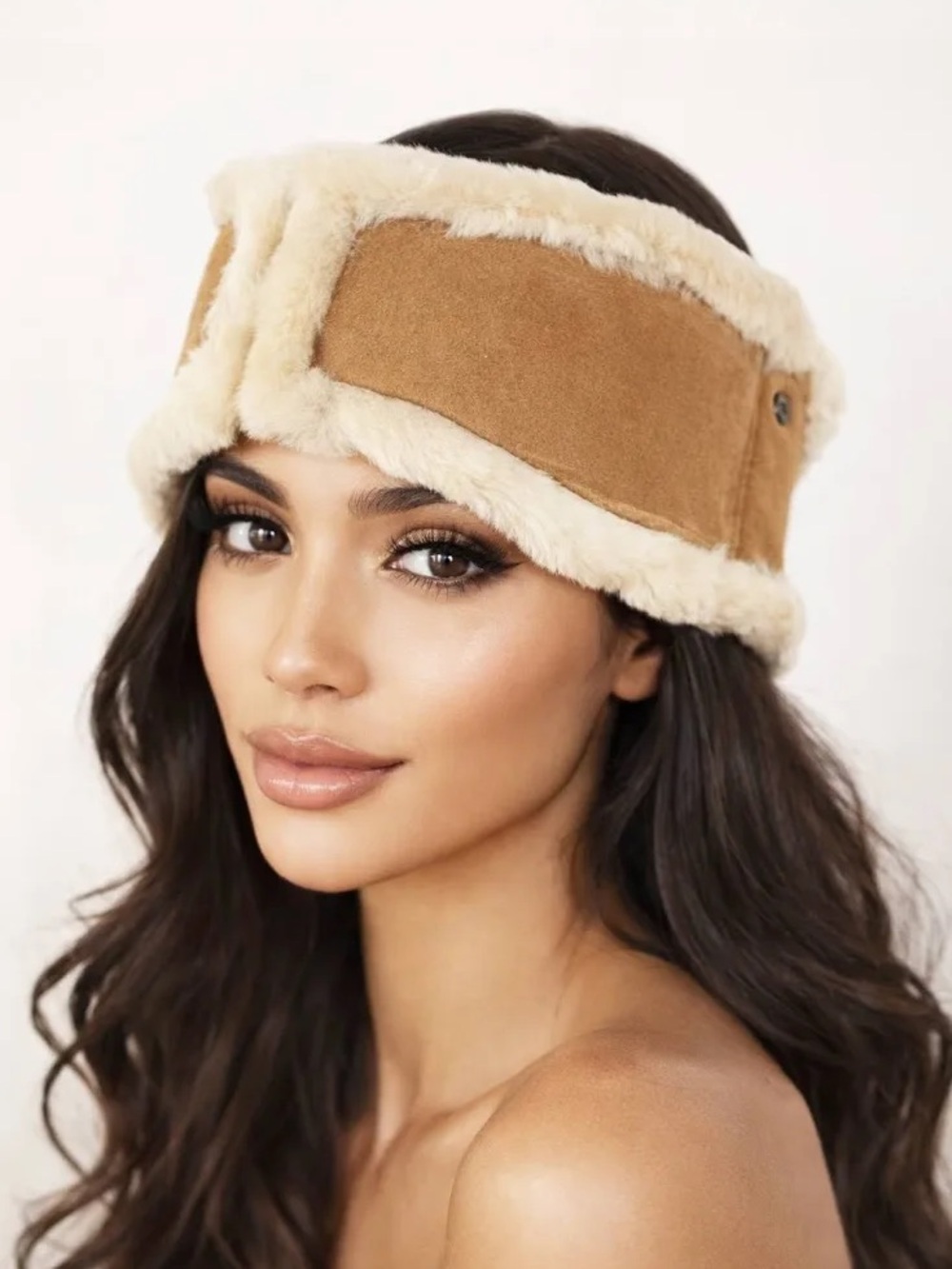 UGG Chesnut Reversible Suede Leather & Shearling Headband L/XL